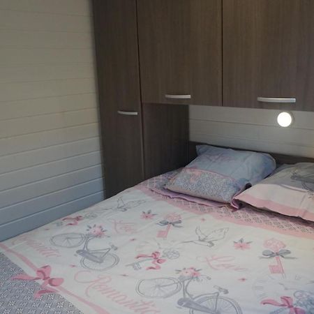 Gite Le Pixien D 4 A 6 Personnes 15 Min Charleville Poix-Terron エクステリア 写真